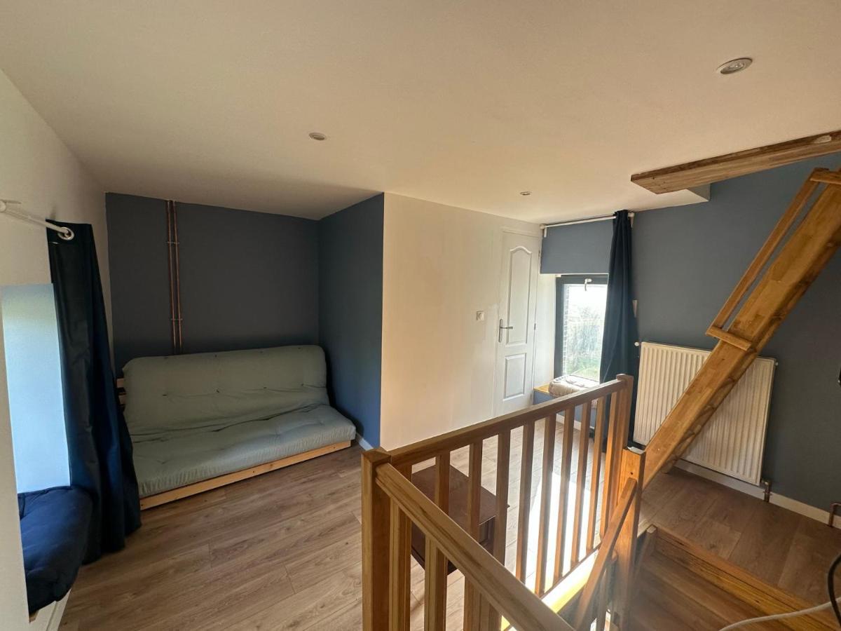Gite Confortable Au Milieu Des Pres - La Ferme De Montigny Neauphe-Sur-Dive Exteriör bild